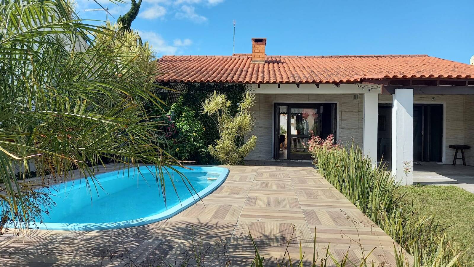#114AB - Casa para Venda em Tramandaí - RS