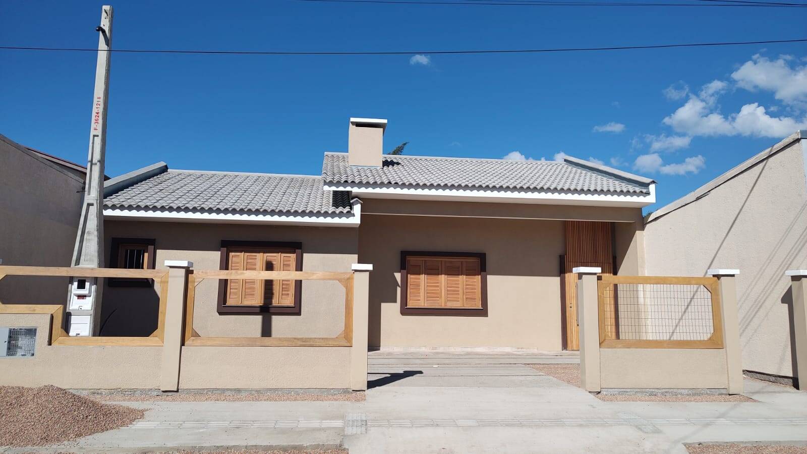 #01AC - Casa para Venda em Tramandaí - RS