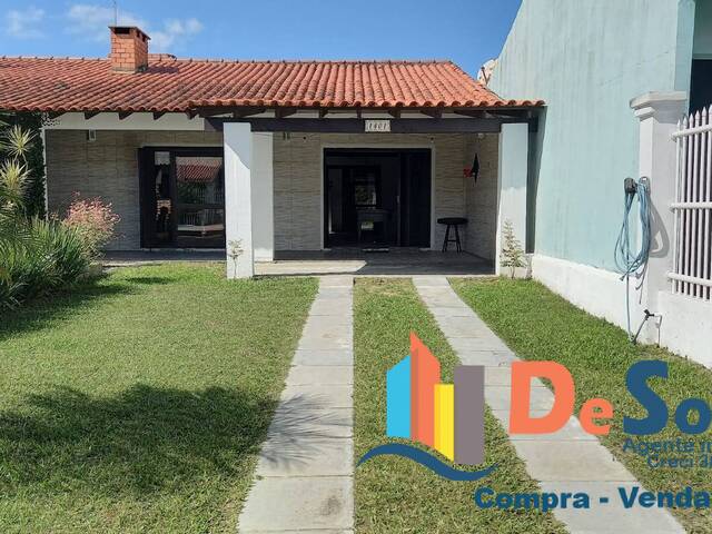 #114AB - Casa para Venda em Tramandaí - RS