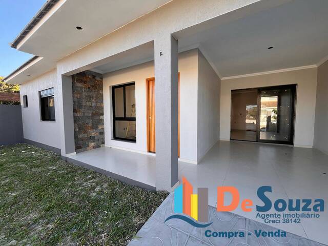 #66AB - Casa para Venda em Tramandaí - RS