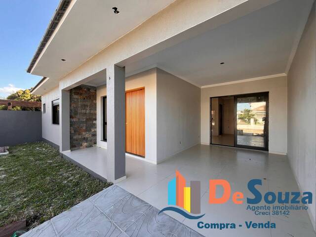 #66AB - Casa para Venda em Tramandaí - RS