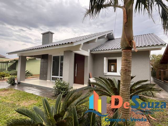 #129AB - Casa para Venda em Tramandaí - RS - 2