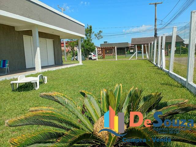 #54AB - Casa para Venda em Tramandaí - RS