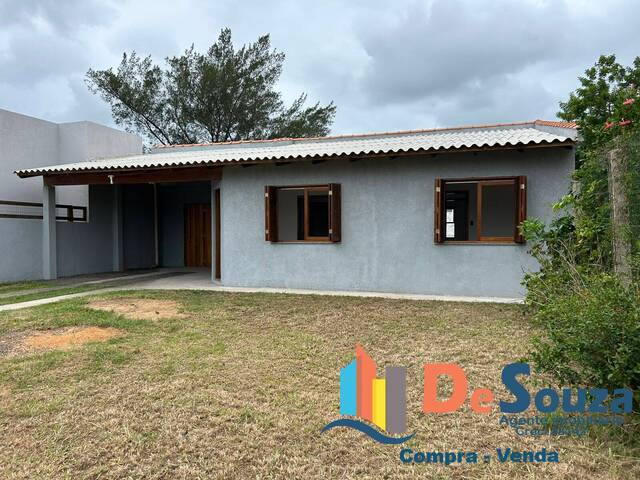 #49AC - Casa para Venda em Tramandaí - RS